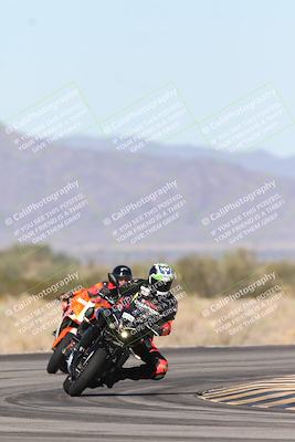 media/Dec-04-2025-Racers Edge (Thu) [[5ebc9f124d]]/3-B Group/2-Session 1 (Turn 4 Entry)/